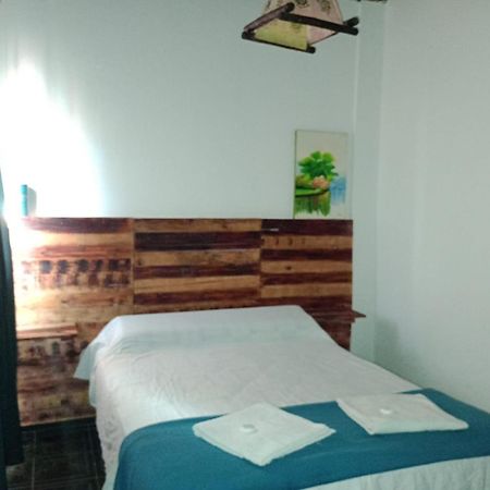 Hostal La Palmera Ezeiza Ngoại thất bức ảnh